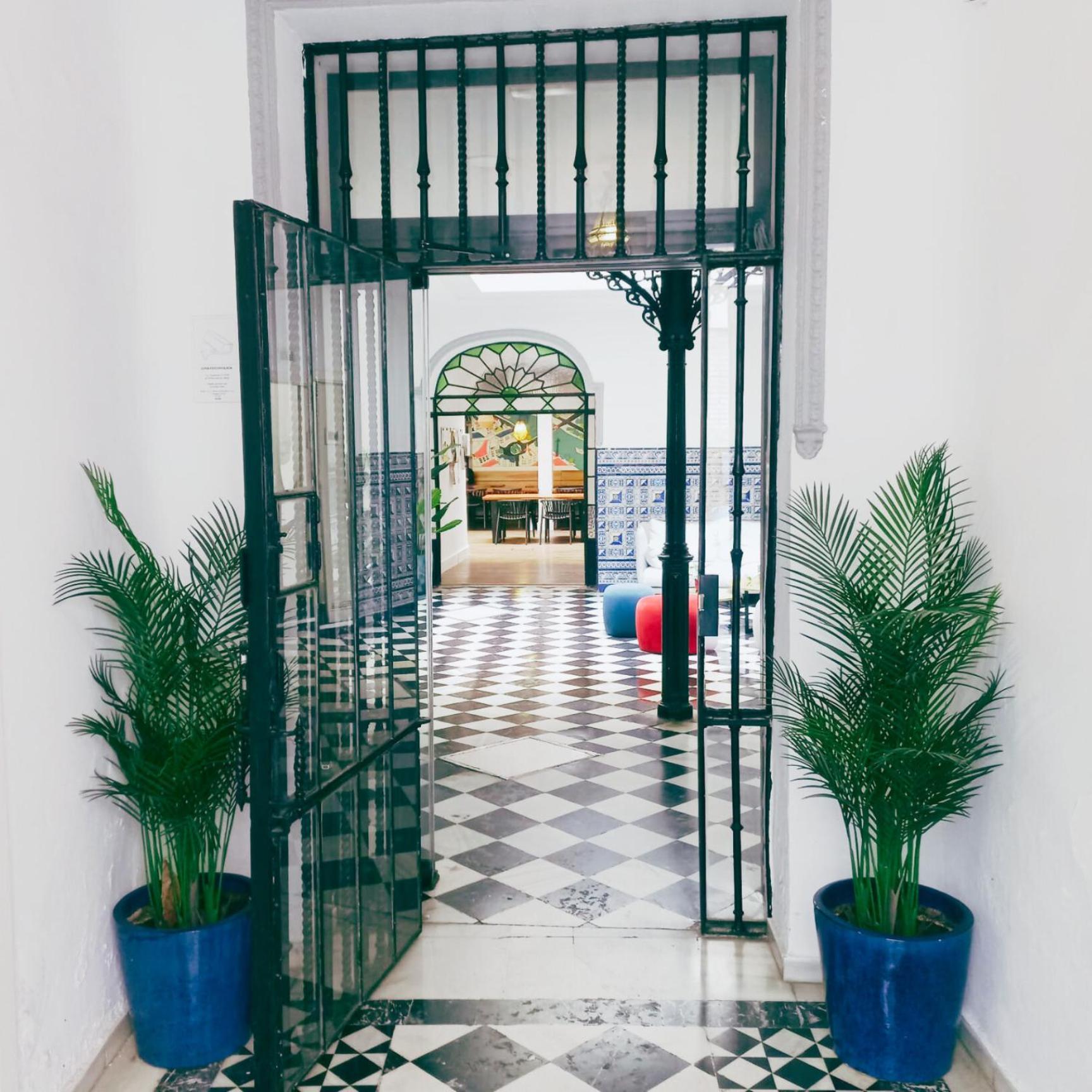 La Central Sevilla Eksteriør bilde